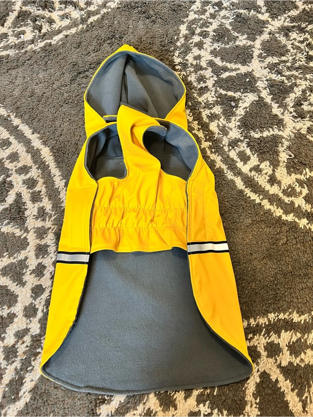 Berkshire Pet Yellow Dog Raincoat Jacket Size Large